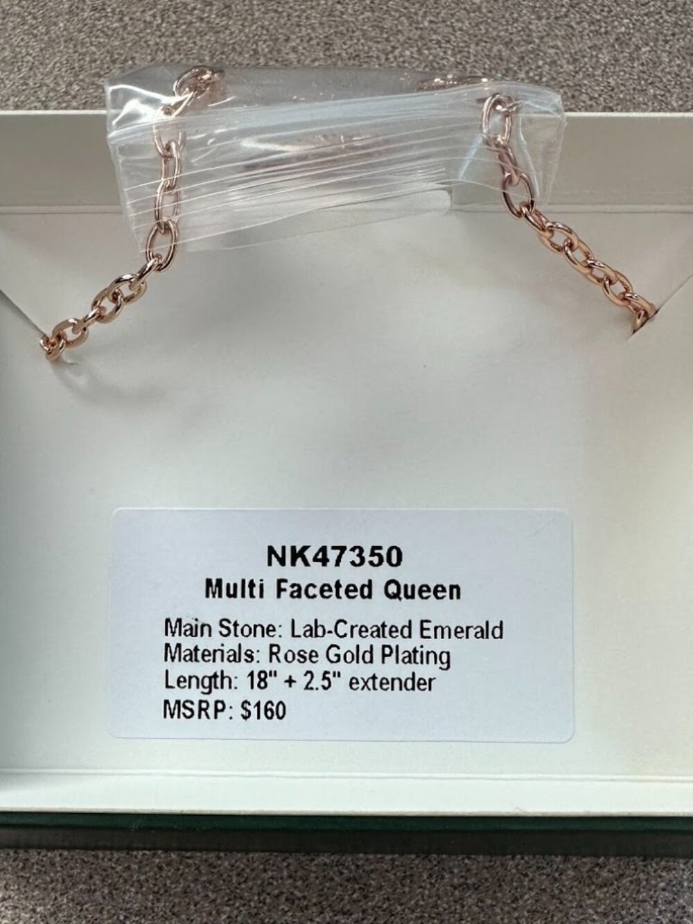 Bomb Party May 2026 Necklace - NK47350 Multi-Faceted Queen - Picture 3 of 3